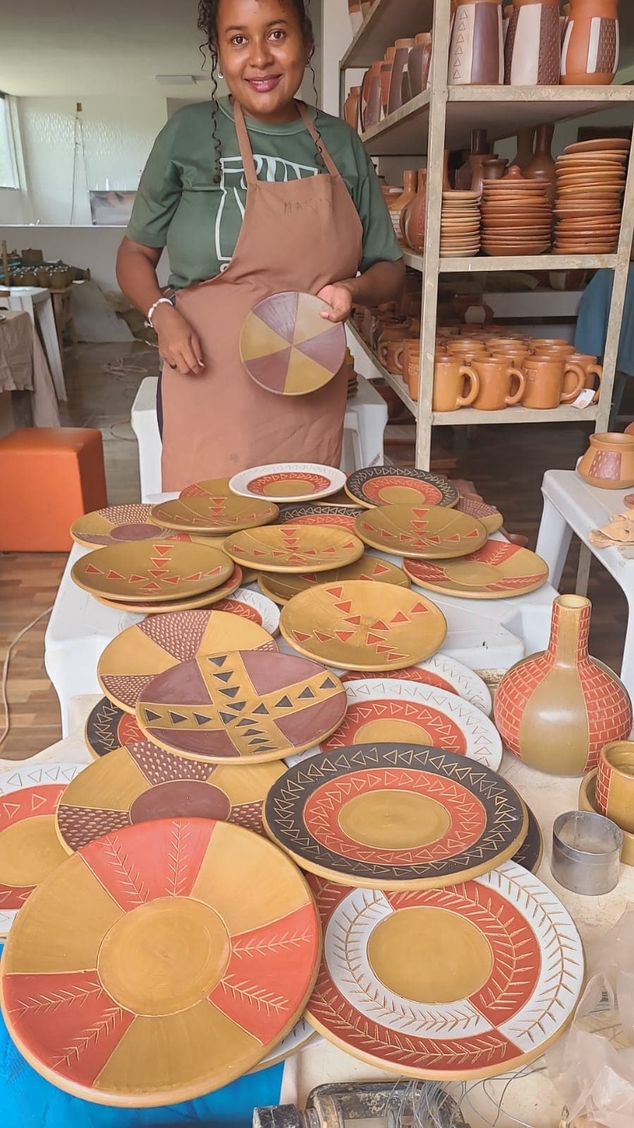 Cooperativa dos Artesãos da Região de Carajás Mulheres de Barro