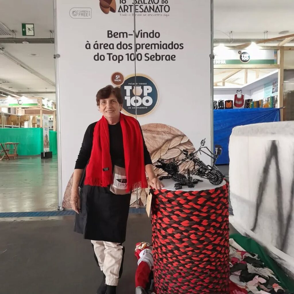 Edy em feira. (Foto: Acervo Edy Ferreira, 2024)